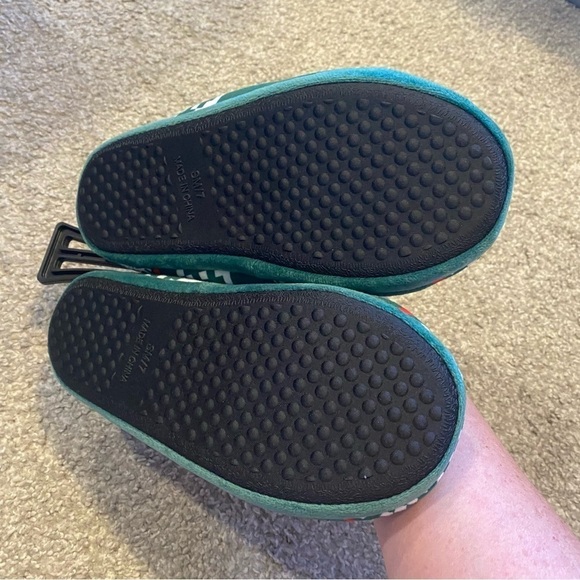 Rudolph The Red Nosed Reindeer Plush Slippers NEW Sz 7 8 9 10 - Picture 4 of 9